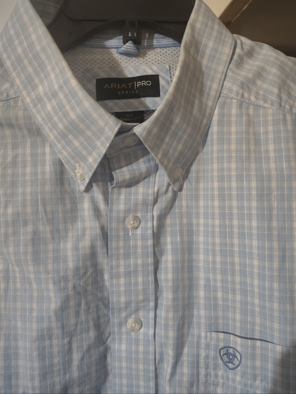 Ariat Pro Series Blue Checkered XLT Western Shirt. Highest Quality